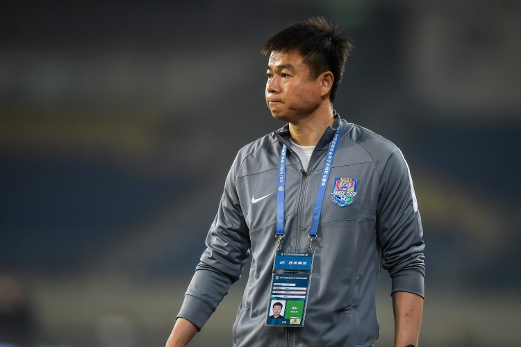 于根偉：我對巴頓的防守表現(xiàn)比較滿意，1-0的結(jié)果是戰(zhàn)略性的安排