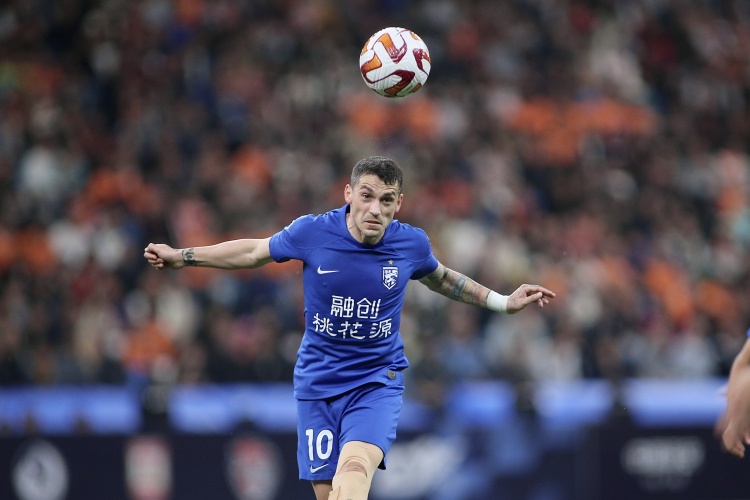 斯基拉：中超舊將斯坦丘接近免簽加盟熱那亞，合同期限到2027年