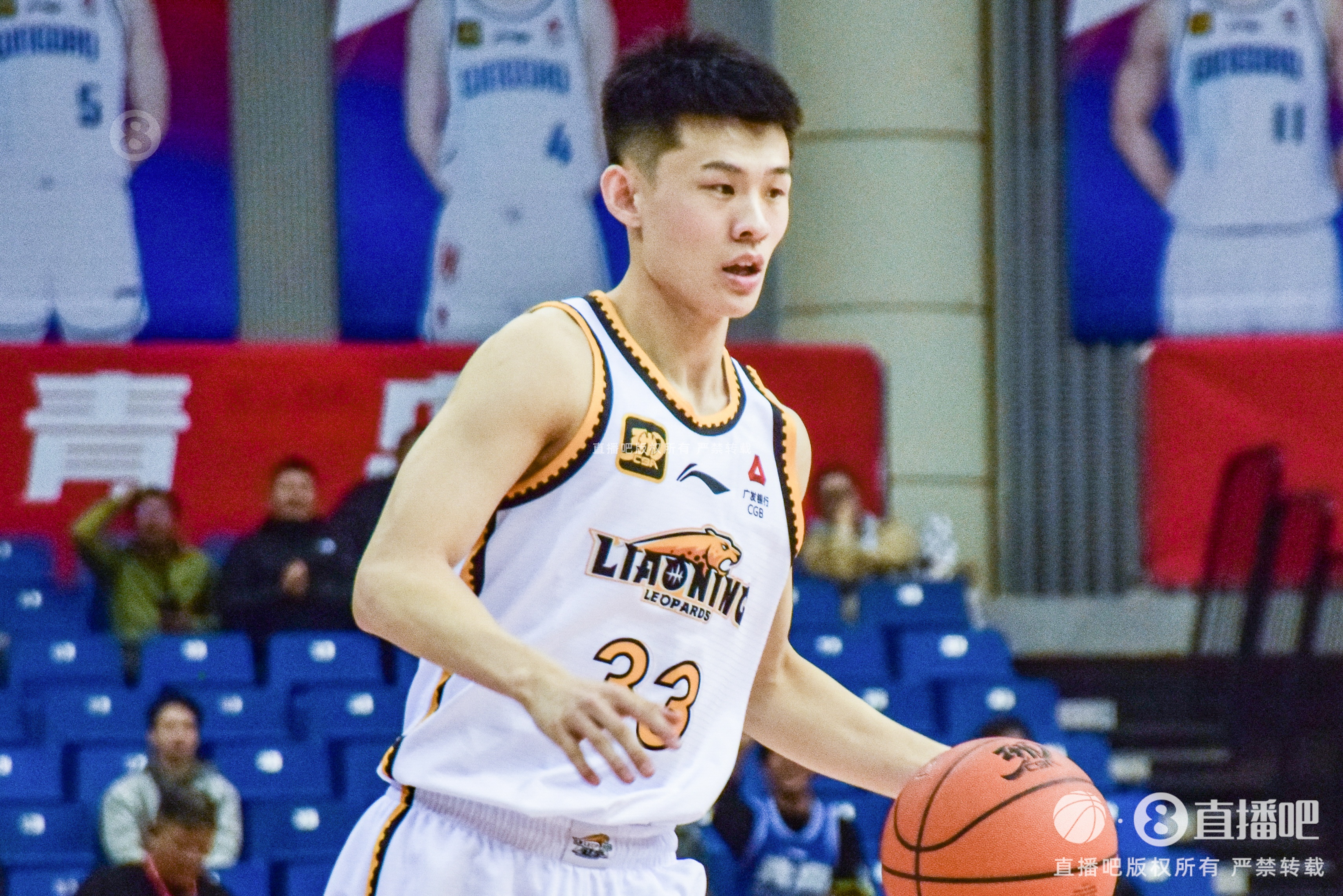 太準(zhǔn)了！王嵐嵚半場4記三分球拿下12分2板2助1斷